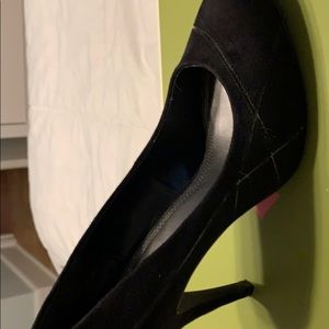 Naturalizer Black pumps